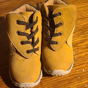 Toddler boots